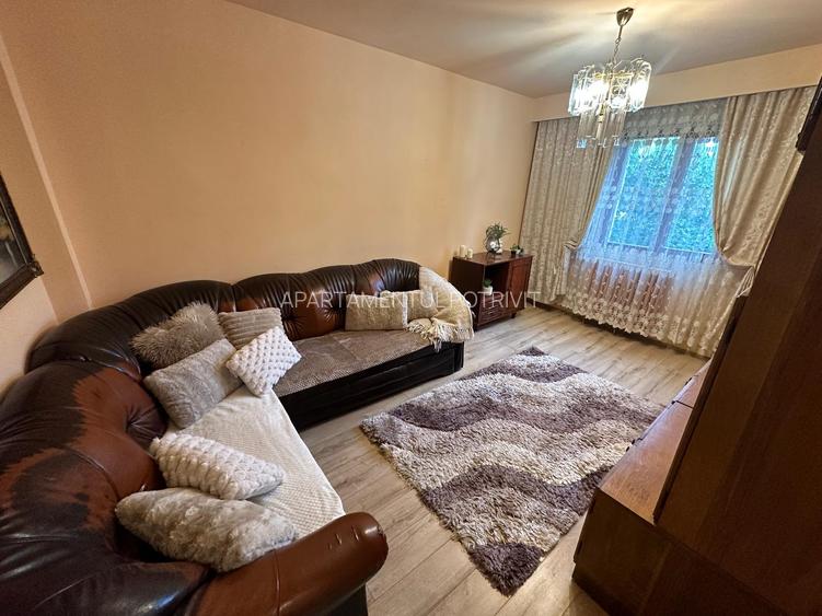 OPORTUNITATE !!! 3 CAMERE MANASTUR STR MEHEDINTI CU LOC DE PARCARE , 60 MP - 2