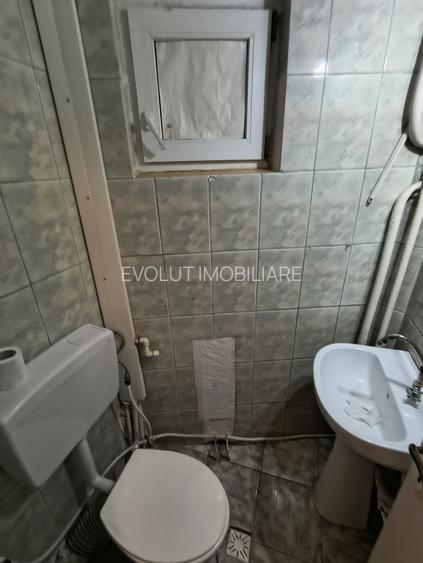 Icil-spatiu comercial 4 camere - 12