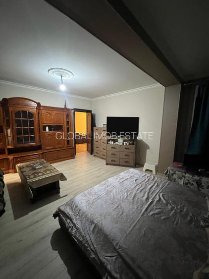 Vanzare Casa/Villa 6 camere 3 bai 3 wc -uri Dobroiesti 0% Comision - 28