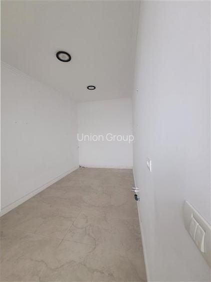 Spatiu ideal pentru afacerea ta – Tomis 3, parter bloc, pretabil pt mai multe ac - 4