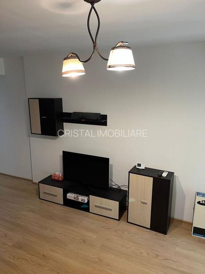 Garsonieră Decomandată de închiriat Apărătorii Patriei - 3