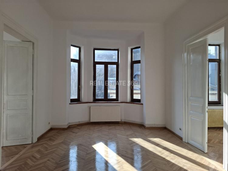 URGENT!, Unirii-Teatrul Evreiesc, et. 1/P+2+M in vila arhitectonica, NEGOCIABIL - 2