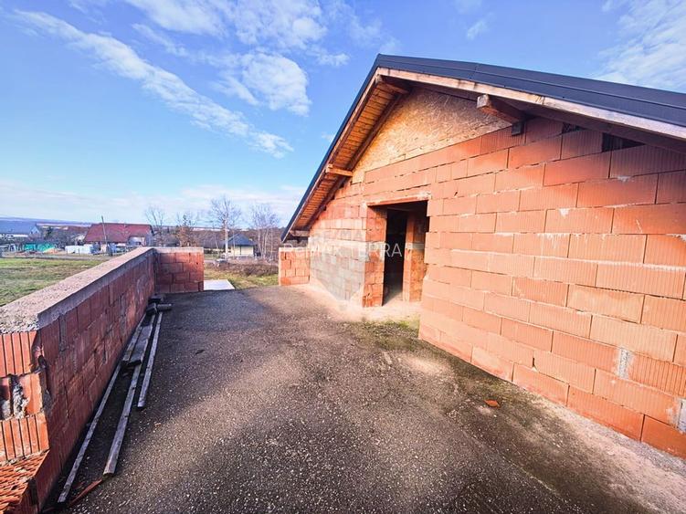 Casă P+M la roșu de vânzare – Tăuții-Măgherăuș - 11