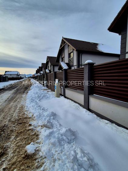 Casa individuala -4 camere-  curte spațioasă - 15