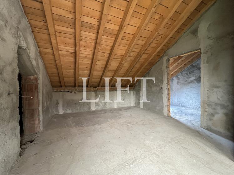 Pret Redus - Casa/Pensiune, teren 2300mp, Bran - Sohodol  - 28