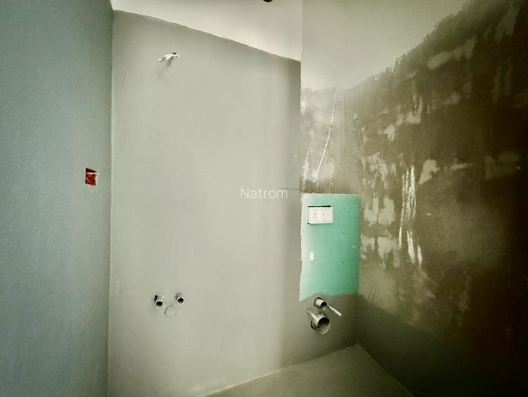 Centrul Capitalei, apartament cu 2 bai, etaj superior ! - 7