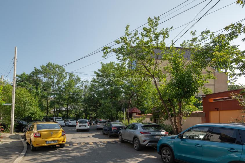 DRUMUL SARII - MACAROVICI, CLADIRE BIROURI 923 MP UTILI, LOT 360 MP! - 4