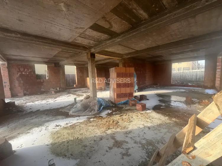 Casa in constructie / 1.328 mp teren / AC valabila / Otopeni 9 Mai - 17