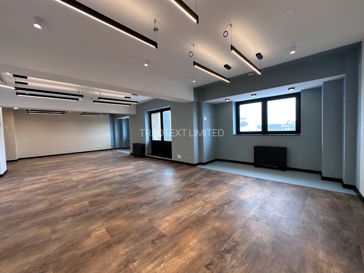 Apartament  cu vedere panoramică spre parc. - 2