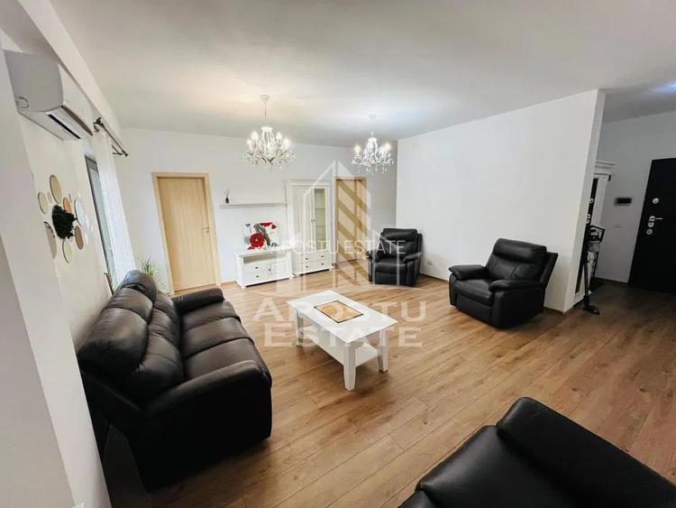 Apartament cu 2 camere, de inchiriat, Dumbravita, Loc de Parcare - 2