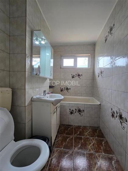 Apartament 2 camere semidecomandat, Podu Ros - Red Cube - liber - 6