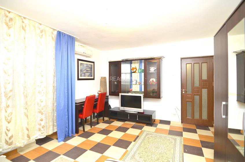 INCHIRIERE GARSONIERA DRISTOR – PARK LAKE - 6