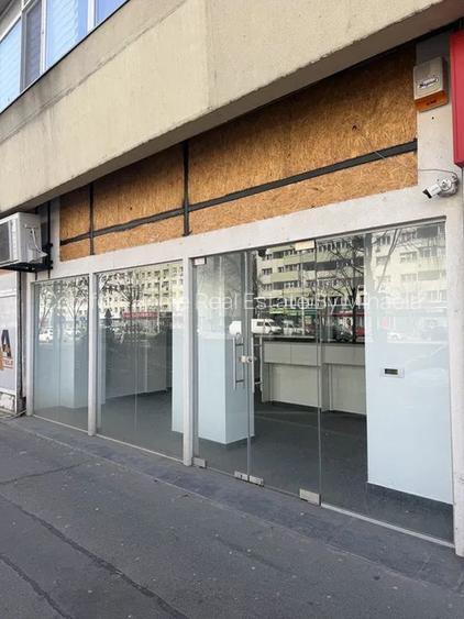 Pantelimon Închiriez spațiu comercial stradal 76 mp vitrina 7 m Parter stradal - 7