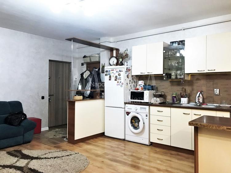 Apartament 3 camere de vanzare in Floresti - 4