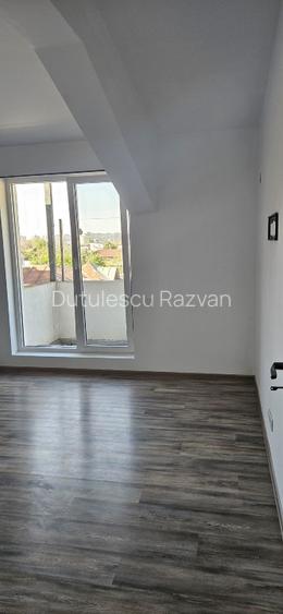Apartament -3 camere -decomandat-Zona Rahova - 84500 euro - 8