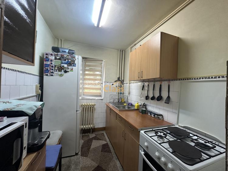 Apartament 3 camere | 50 mpu | Zona Mehedinti Manastur - 2