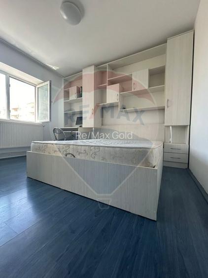 De vanzare apartament 3 camere,  MB 20 Slobozia IL - 8