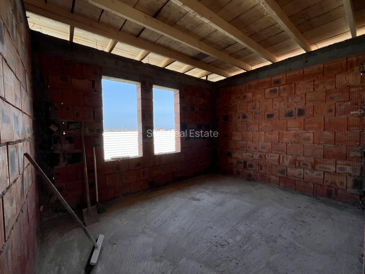 De vanzare casa parter zona linistita Crevedia - 17