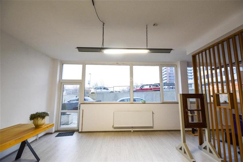 Spatiu birou, atelier, depozitare, str Dunarii Gheorgheni, Iulius Mall - 5