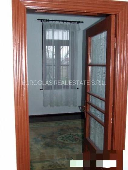 Conac boieresc - 5 camere - Nicolae Balcescu - 105.000 euro (Cod E11) - 8