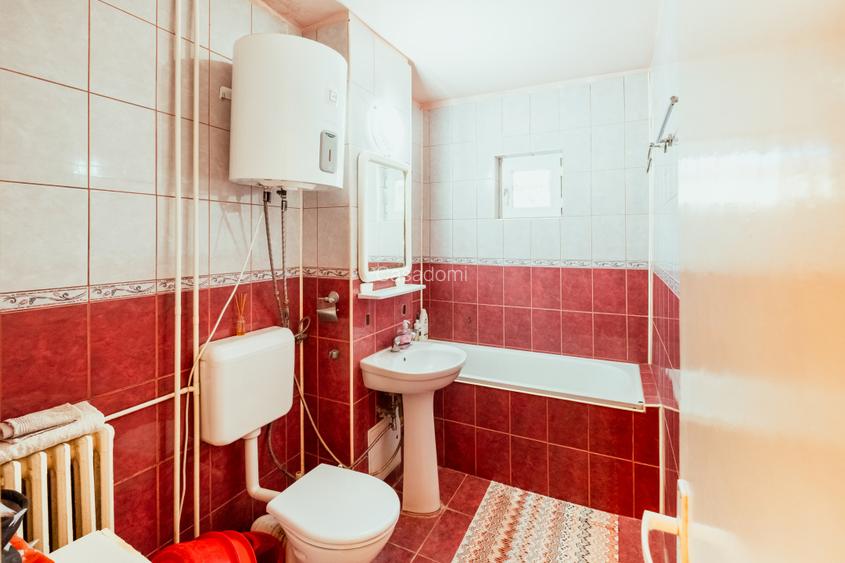 OPORTUNITATE: 3 camere + 2 bai, DECOMANDAT, Girocului – langa Spitalul Judetean. - 7