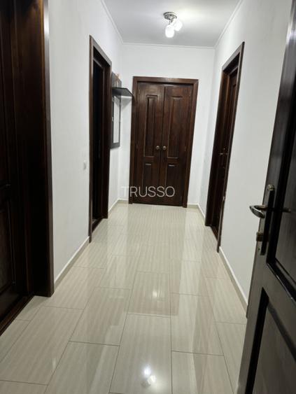 Apartament 2 camere - etaj 1 - vila zona Brana - Selimbar - 8