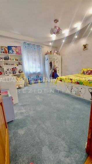 Vila individuala 350 mp utili, teren 471 mp – Aparatorii Patriei, Sector 4 - 10