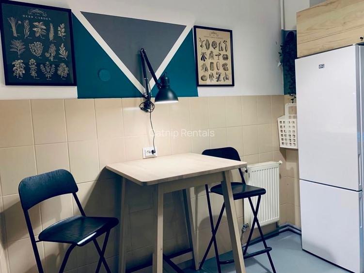 Large 4 Bedroom Apartment with Balcony | Universitate - Cismigiu Area - 10