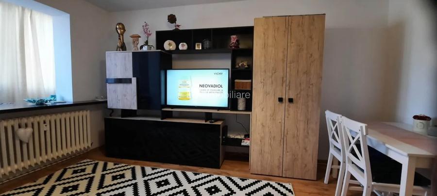 Apartament cu 2 camere decomandate , Gheorgheni , etaj 1/4 , langa Piata Hermes - 2