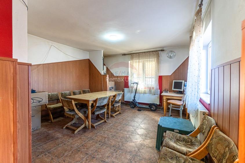 Proprietate mixtă cu spațiu comercial și locuință Strada Aurel Vlaicu - 25