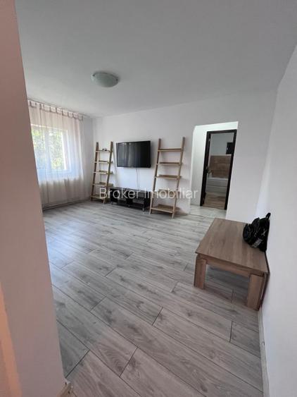 Apartament 2 camere semidecomandat, Navodari, zona Est - mutare imediata! - 7