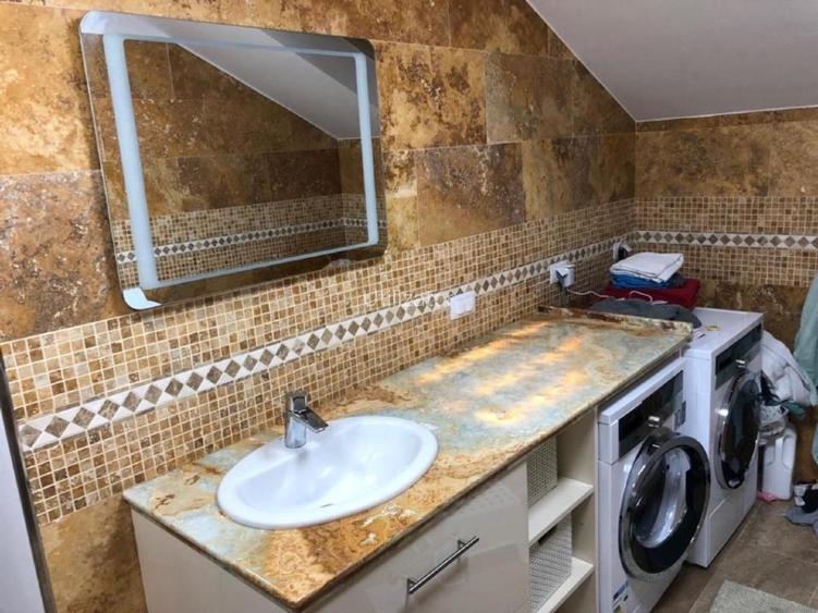Inchiriez casă cu garaj si un loc de parcare in curte - 7