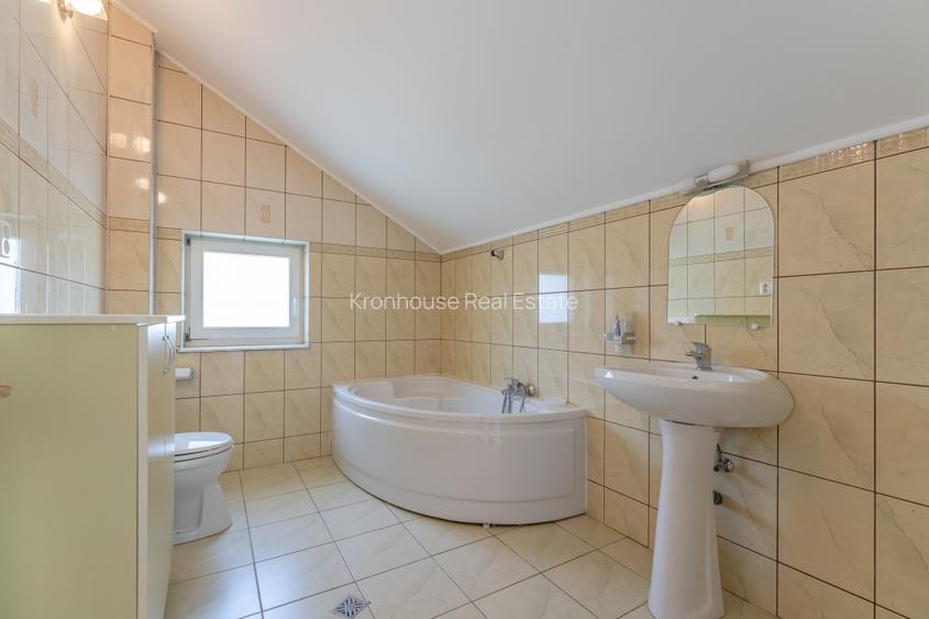 Vilă tip duplex în mijlocul naturii | 6 camere | Garaj, terasă și 5 dormitoare - 14