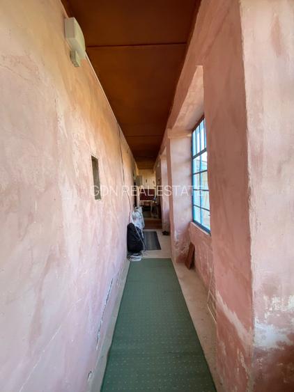 Casă de vacanță , 2 cam, teren 3.381 mp - 8