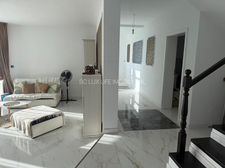 Vand vila de lux Mosnita Noua 330000 euro - 13