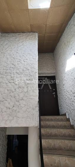 Vila superba 2012, P+1+M, 10+ camere, posibilitate business gradinita sau centru - 9