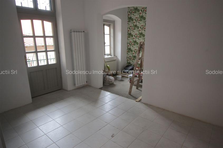 Spatiu de birouri in cladire istorica - 16