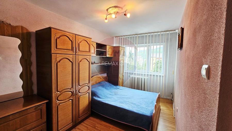 Apartament cu 4 camere de vânzare în zona Maratei - 3