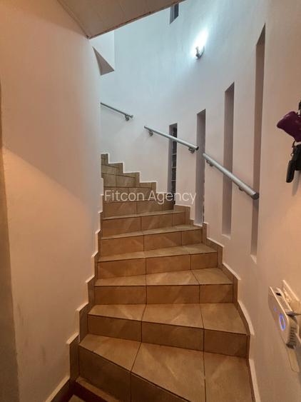 Vanzare casa cu 5 camere zona Baneasa - Jandarmeriei - 10