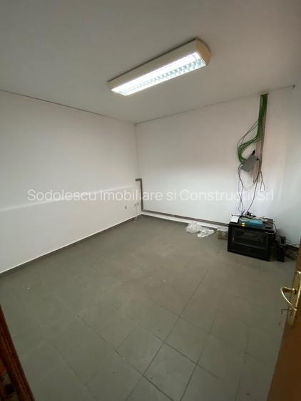 Hala 1.100 mp zona de S - 9