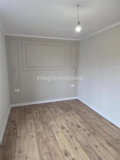 Apartament 3 camere, Splaiul CrisaneI,Oradea - 5