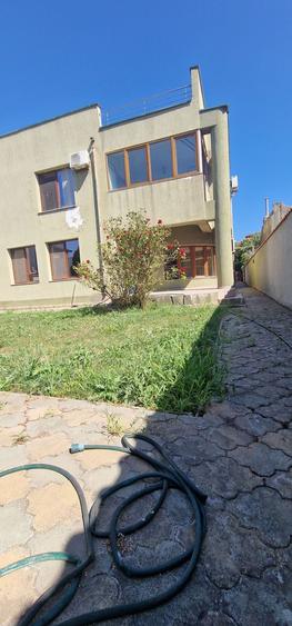 Vila P+1 zona Coiciu.