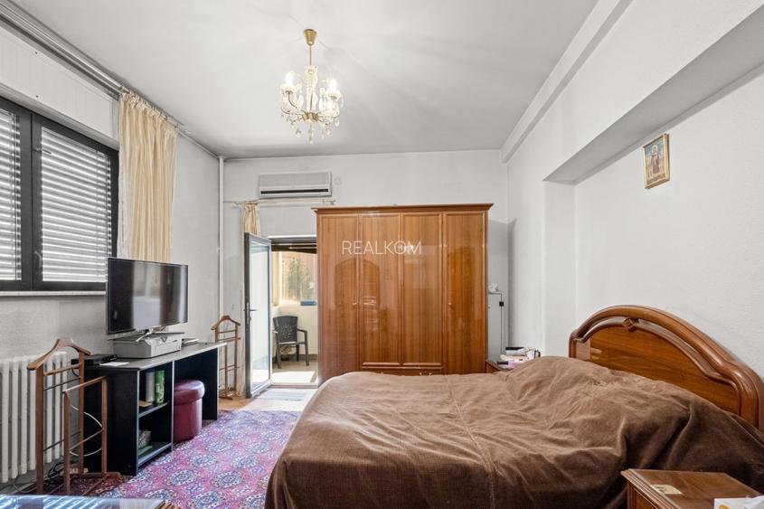 VANZARE VILA 9 CAMERE DACIA- RADU DE LA AFUMATI NR.42 - COMISION 0% - 21