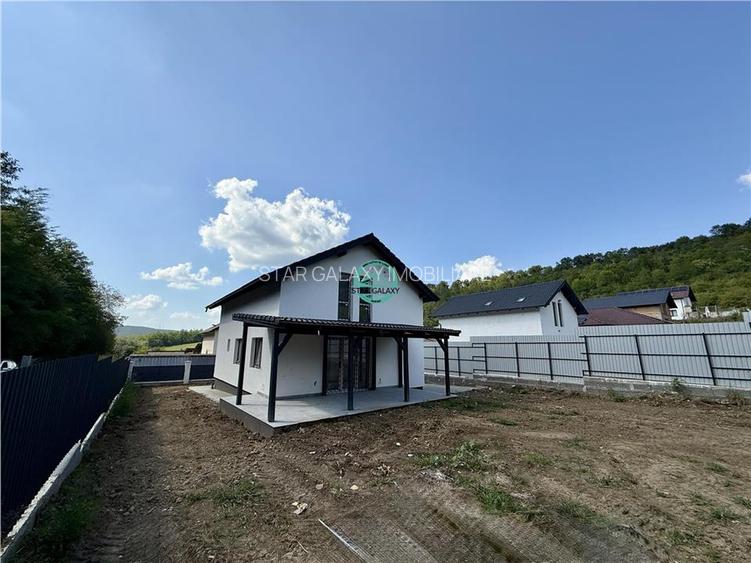 Casa noua cu 5 camere de vanzare semifinisata, teren 500 mp in Corunca - 12