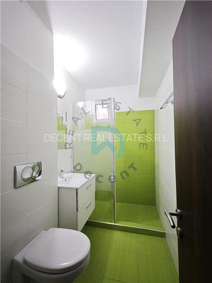 Inchiriez 2 camere, Cinema Patria, Brasov - 22