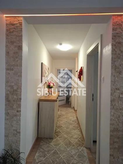 Apartament 3 camere de vânzare în Sibiu–zona Rahovei | Complet renovat - 3