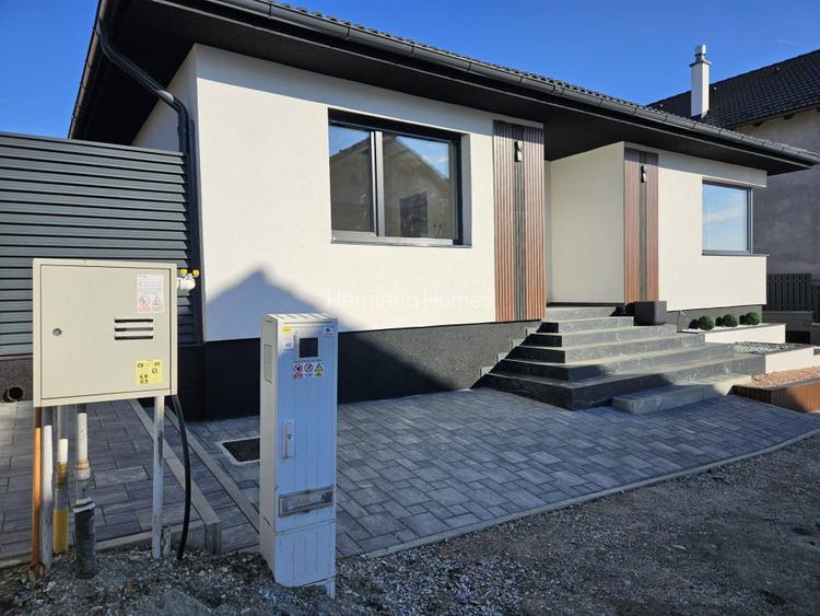 Casa pe un singur nivel - single - 123 mp utili - Sura Mare - 2