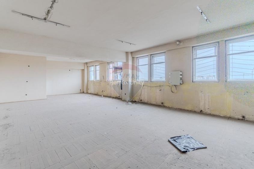 Spațiu industrial de 2060mp cu teren de 3358mp de vânzare Str Turnului - 32