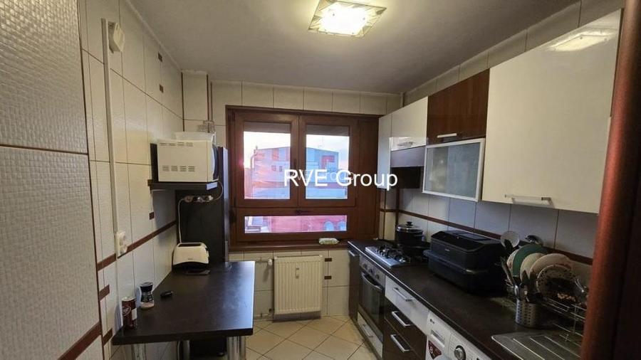 Ap 2 cam. (1976/1977 - reabilitat, 59 mp) Titan - 5 min. metrou Titan - 4