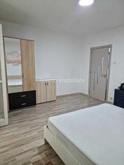 Garsoniera, decomandata, 42 mp, balcon, metrou, Costin Georgian - 2